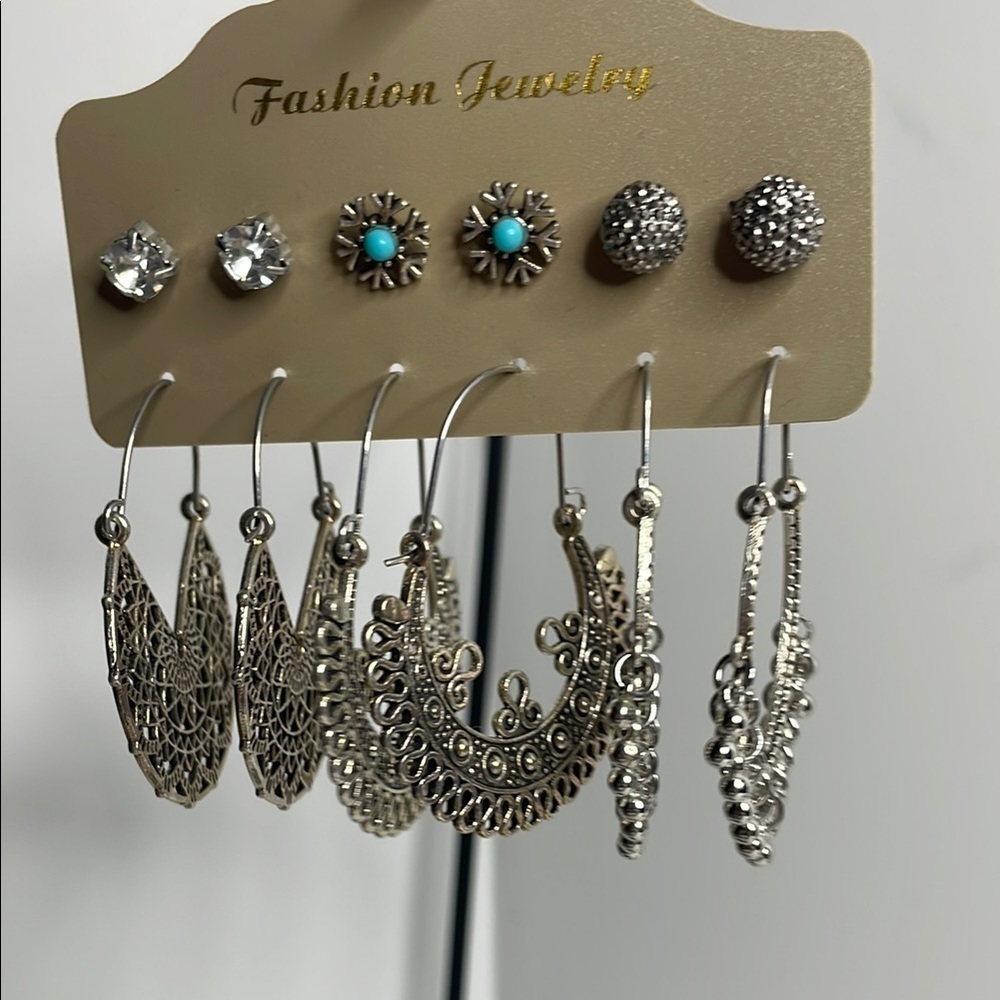 Silver Fashion Jewelry Earring Set